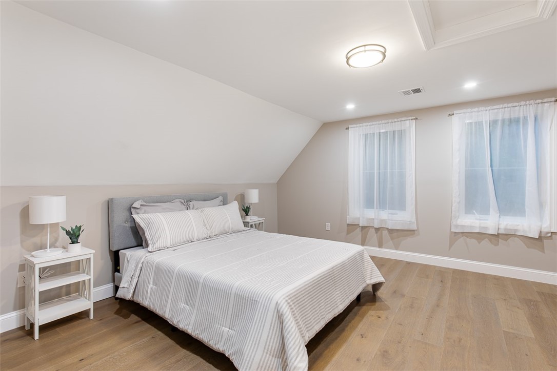 162 Colonial Road Providence, RI 02906 - Photo 28 of 36