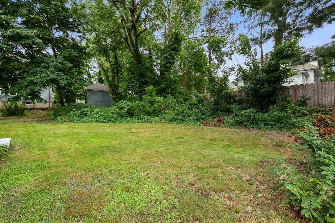 162 Colonial Road Providence, RI 02906 - Photo 36 of 36
