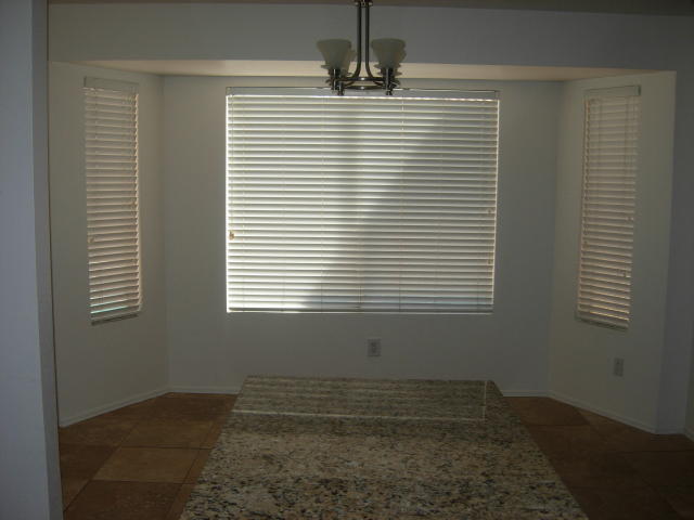 1521 West Post Road Chandler, AZ 85224 - Photo 19 of 53 eat in kitche