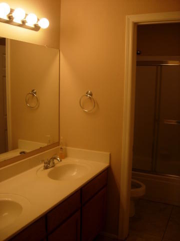 1521 West Post Road Chandler, AZ 85224 - Photo 35 of 53 upstairs bathroom