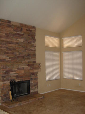 1521 West Post Road Chandler, AZ 85224 - Photo 10 of 53 great room