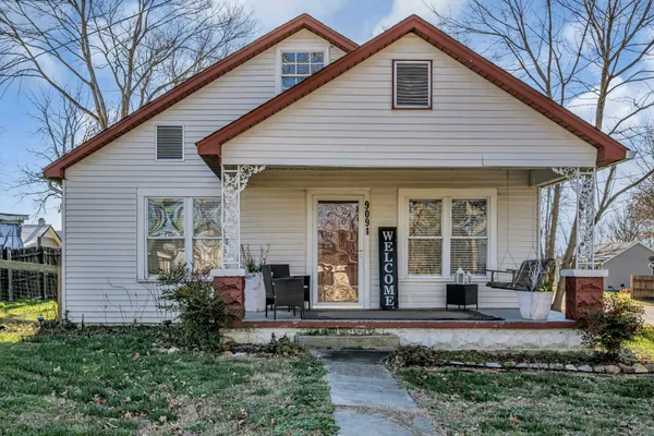 $275,000 | 909 West 1st Street, Dickson, TN 37055