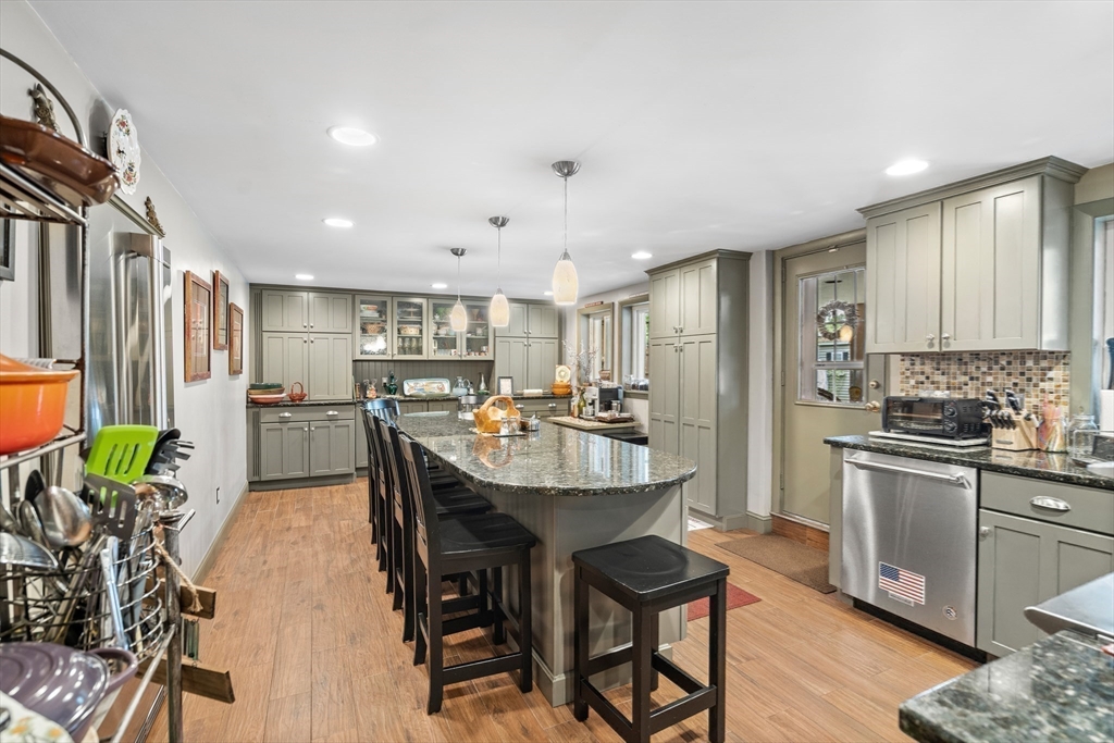 46 Nell Road Revere, MA 02151 - Photo 22 of 33 Gallery Image 22