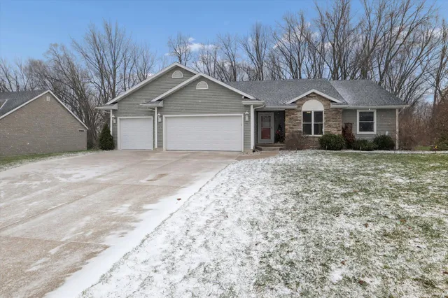 $450,000 | 2402 Crest Haven Boulevard, Berrien Springs, MI 49103