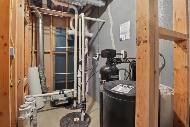 $450,000 | 2402 Crest Haven Boulevard, Berrien Springs, MI 49103