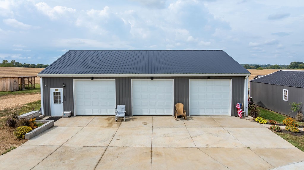 3761 S Road Cadiz, KY 42211 - Photo 11 of 63