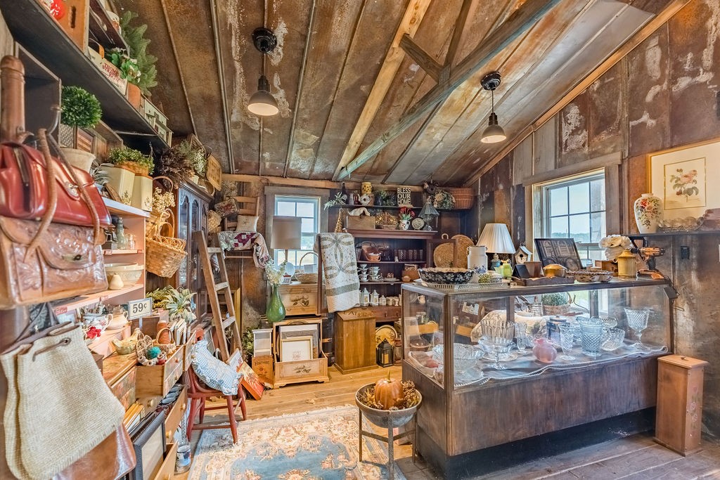 3761 S Road Cadiz, KY 42211 - Photo 46 of 63