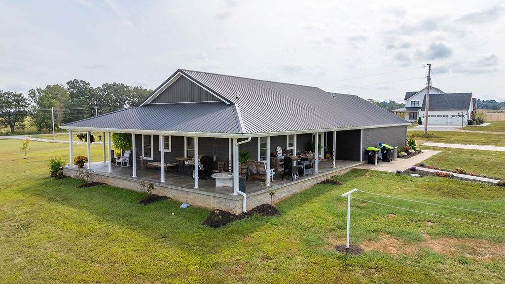 3761 S Road Cadiz, KY 42211 - Photo 5 of 63