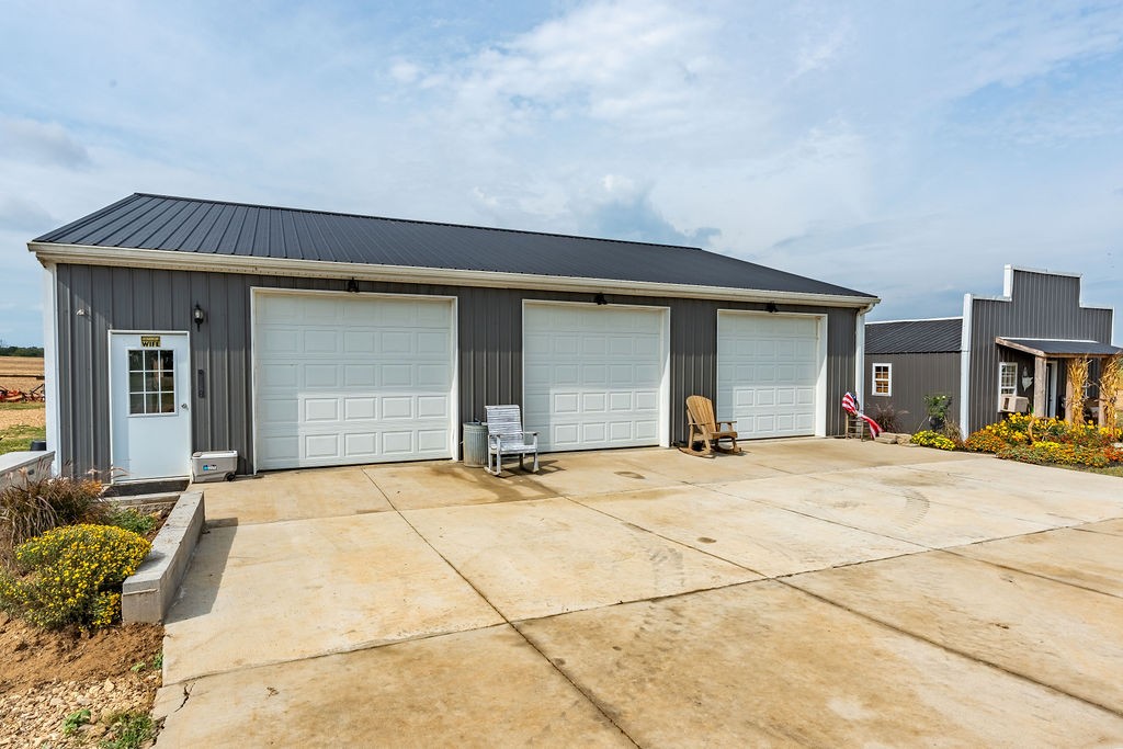 3761 S Road Cadiz, KY 42211 - Photo 56 of 63