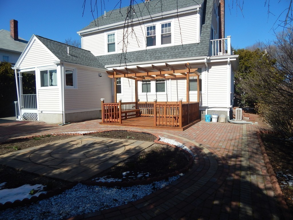 72 Edgemere Road Quincy, MA 02169 - Photo 19 of 21 Gallery Image 19