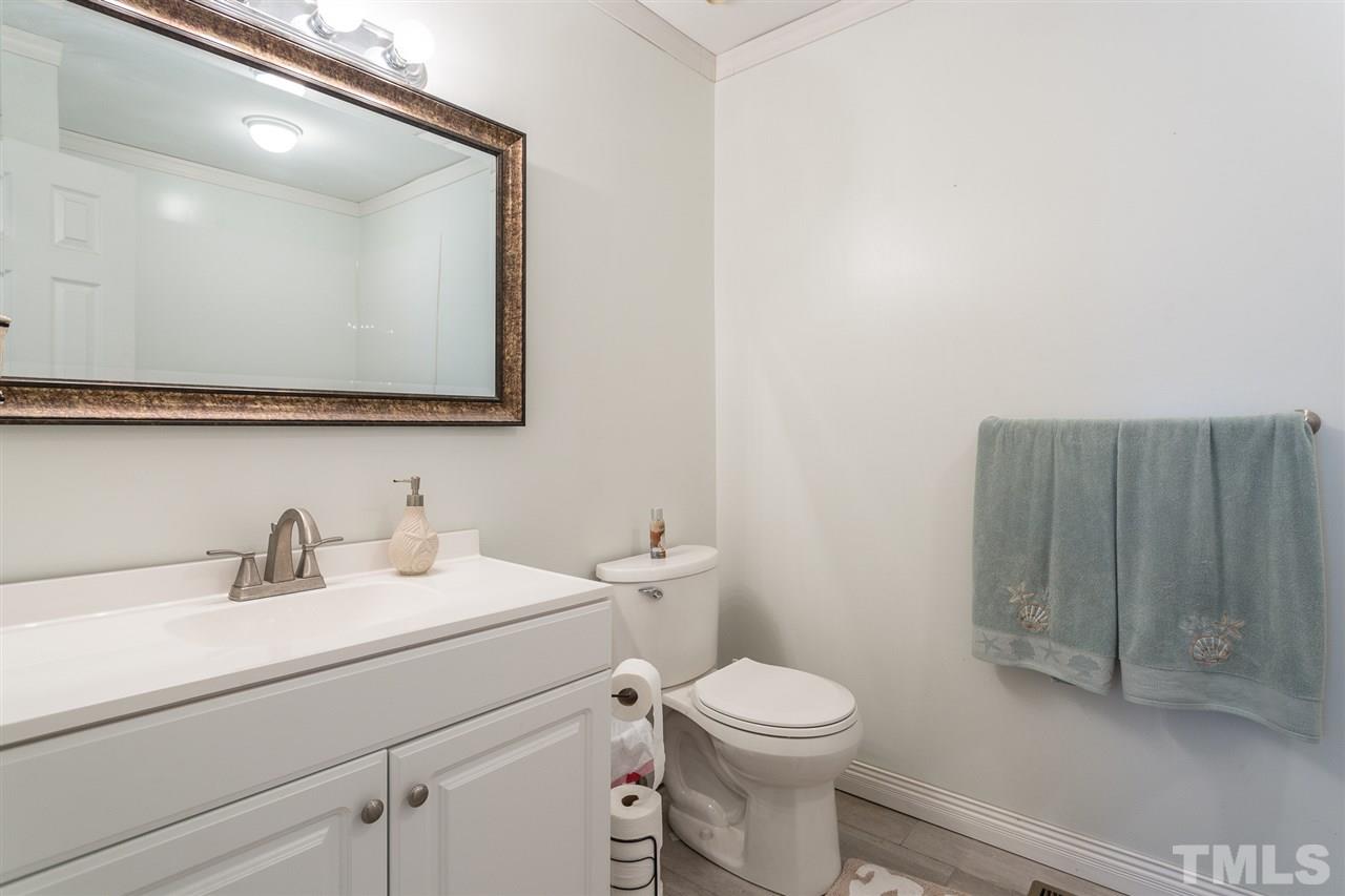 124 Rochelle Place Selma, NC 27576 - Photo 18 of 29 Gallery Image 18