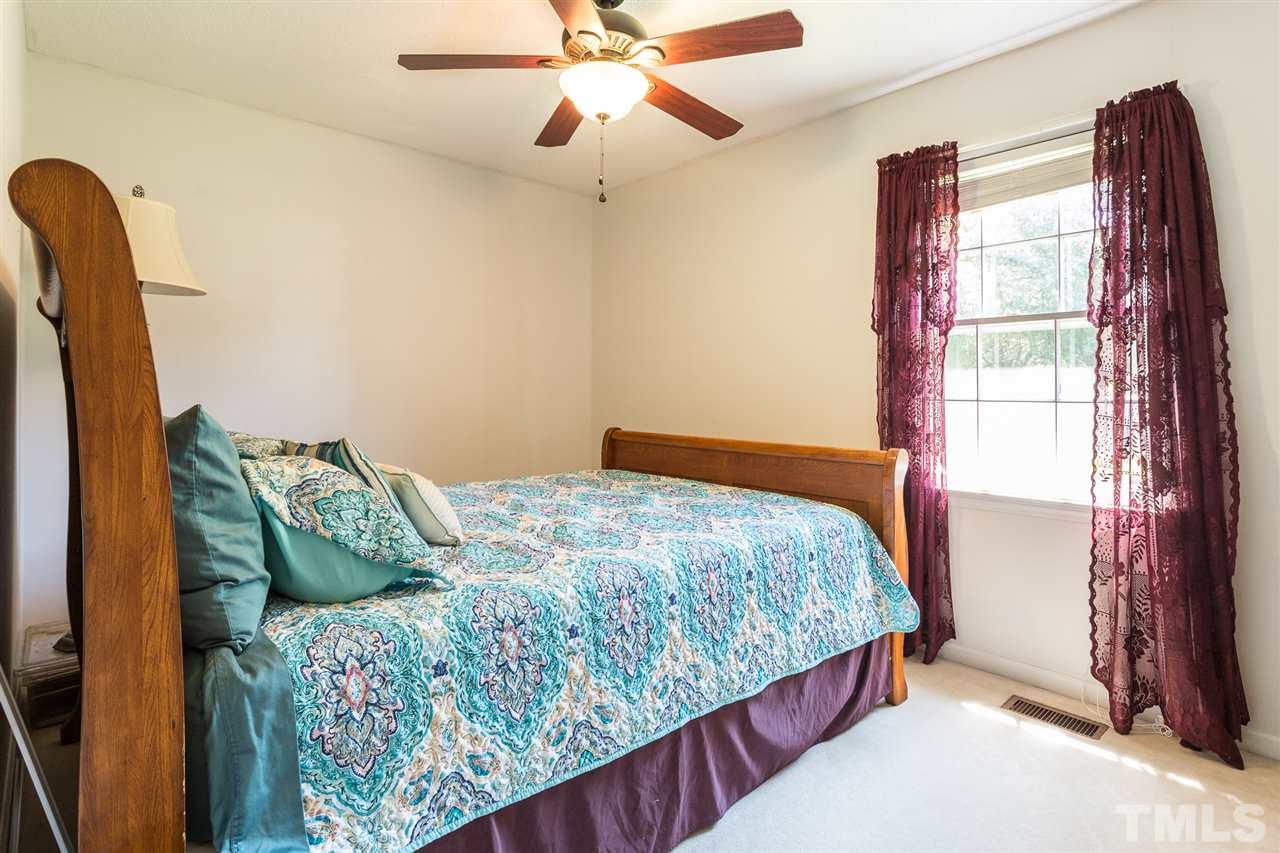 124 Rochelle Place Selma, NC 27576 - Photo 20 of 29 Gallery Image 20
