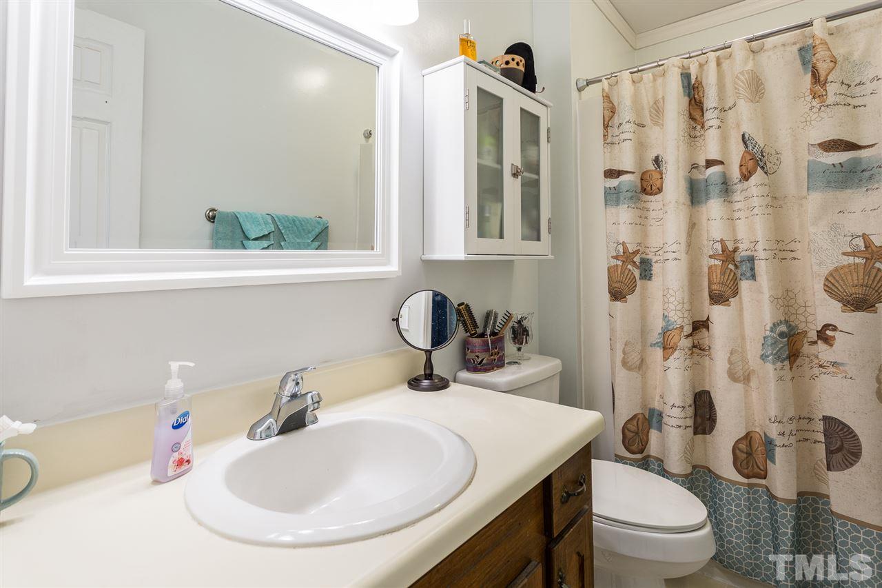 124 Rochelle Place Selma, NC 27576 - Photo 23 of 29 Gallery Image 23
