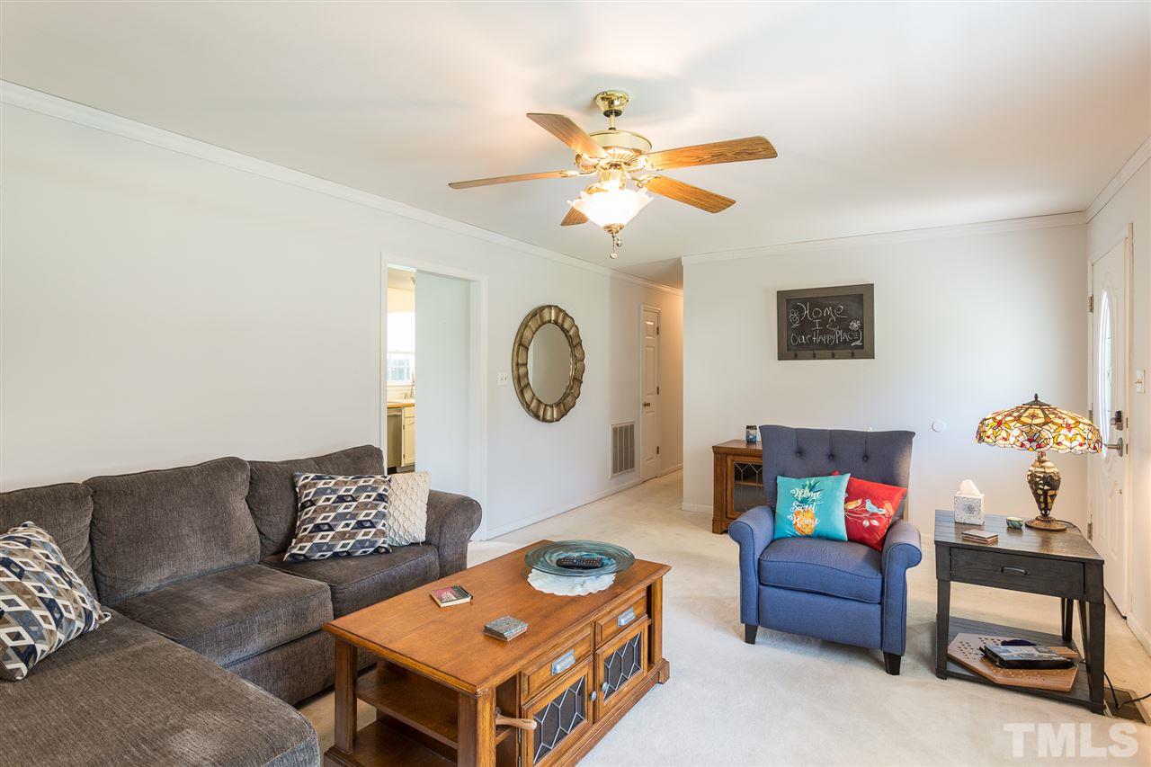 124 Rochelle Place Selma, NC 27576 - Photo 7 of 29 Gallery Image 7