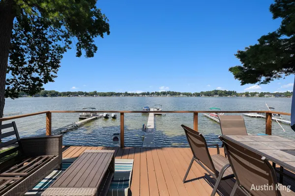 $799,876 | 7027 Goldenrod Avenue Northeast, Rockford, MI 49341