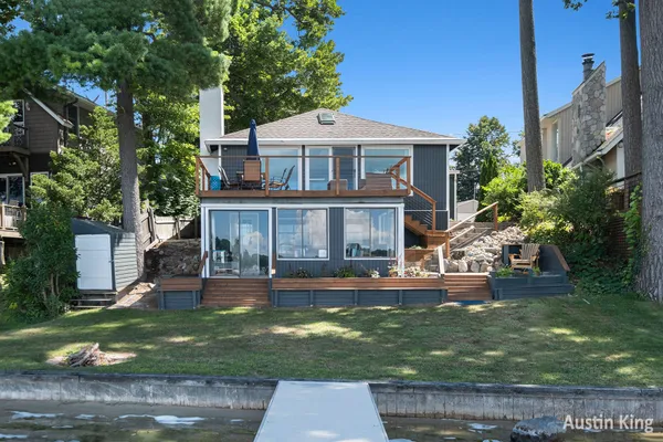 $799,876 | 7027 Goldenrod Avenue Northeast, Rockford, MI 49341