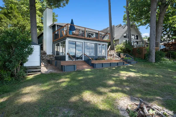 $799,876 | 7027 Goldenrod Avenue Northeast, Rockford, MI 49341