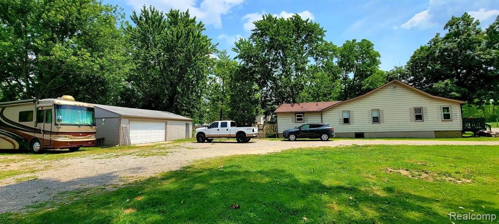 3004 Vreeland Road Trenton, MI 48183 - Photo 3 of 41