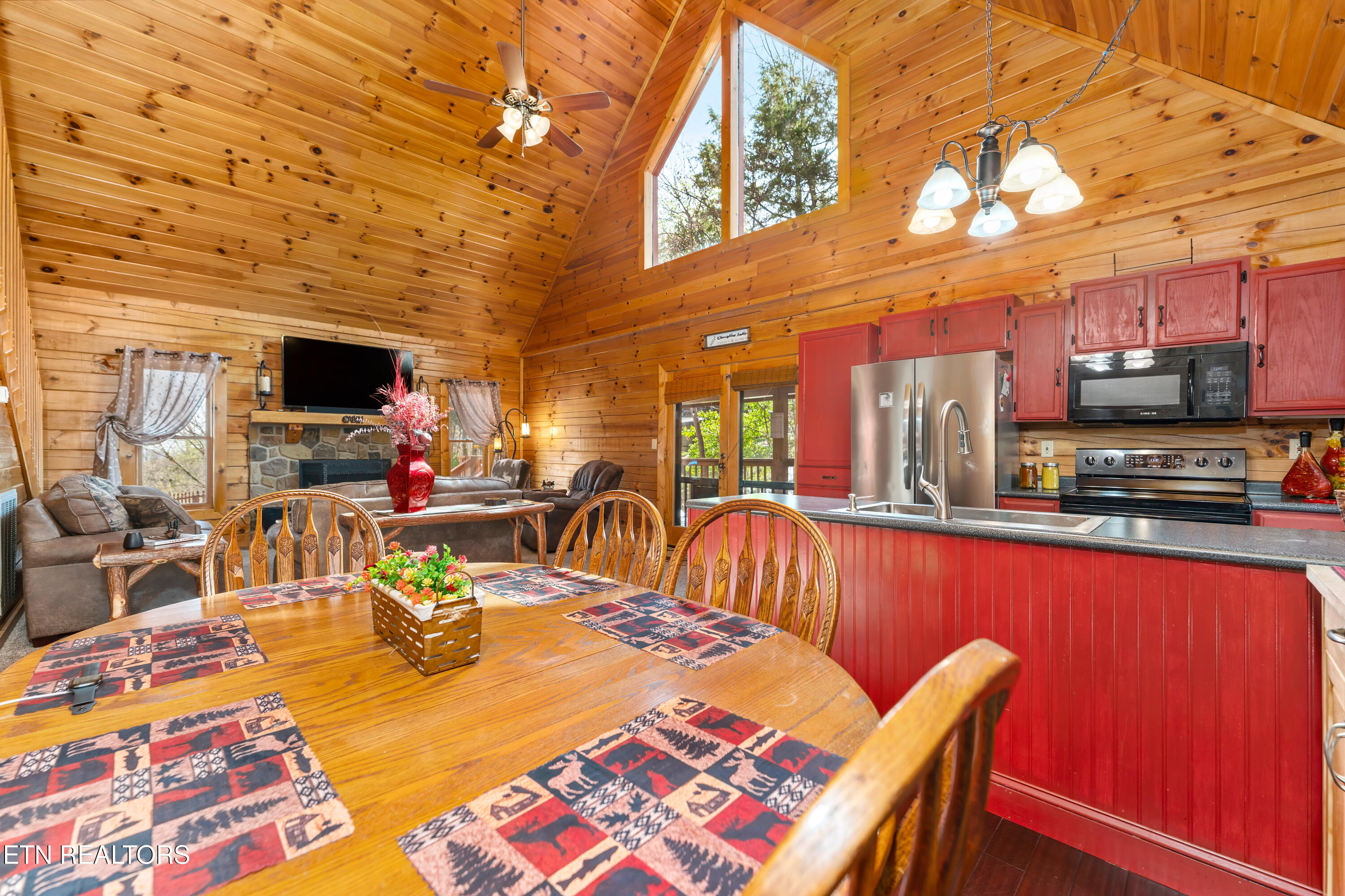 1074 Willard Way Sevierville, TN 37876 - Photo 13 of 32 _DSC0653-Edit