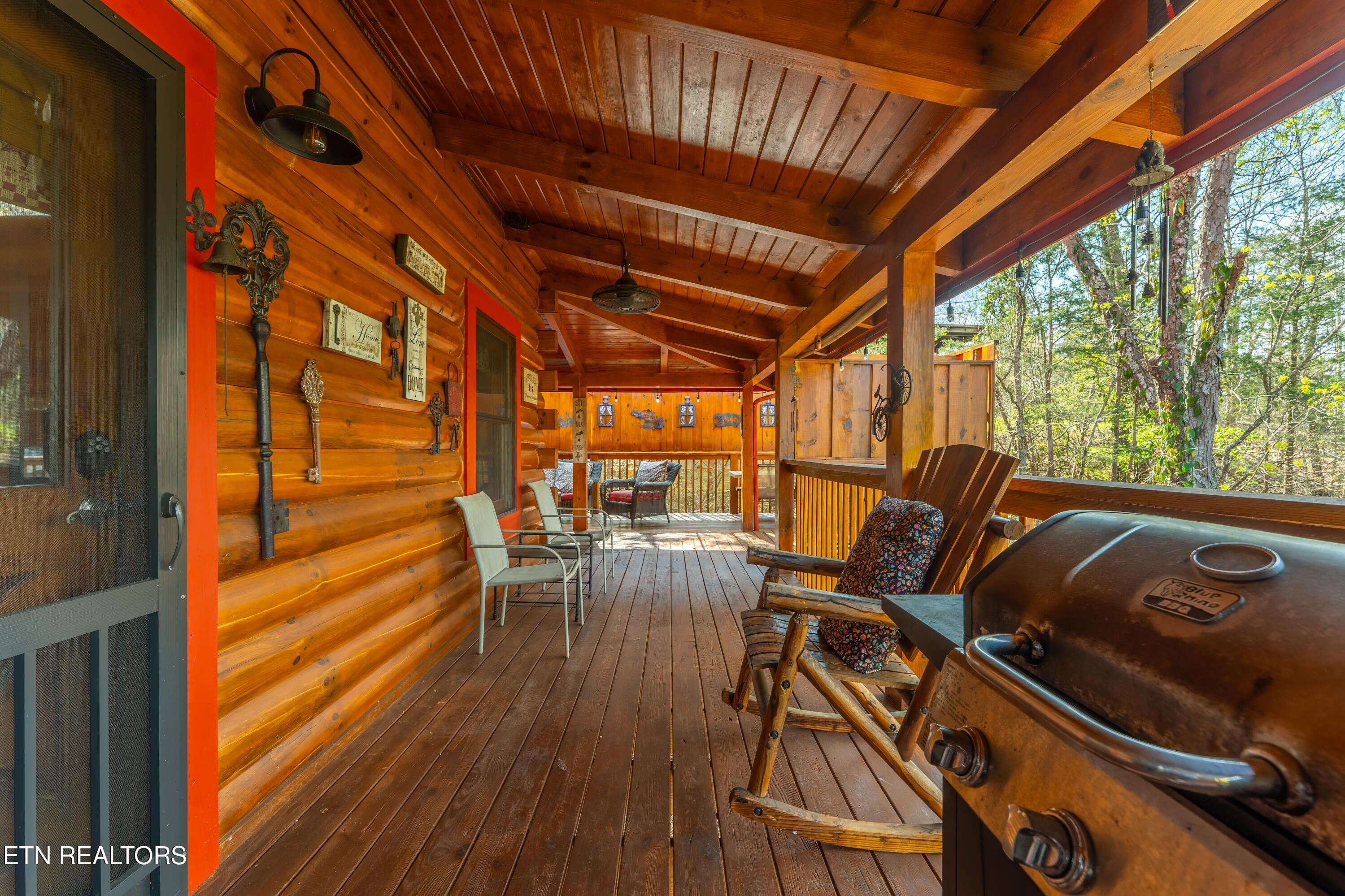 1074 Willard Way Sevierville, TN 37876 - Photo 5 of 32 _DSC0673-HDR-Edit