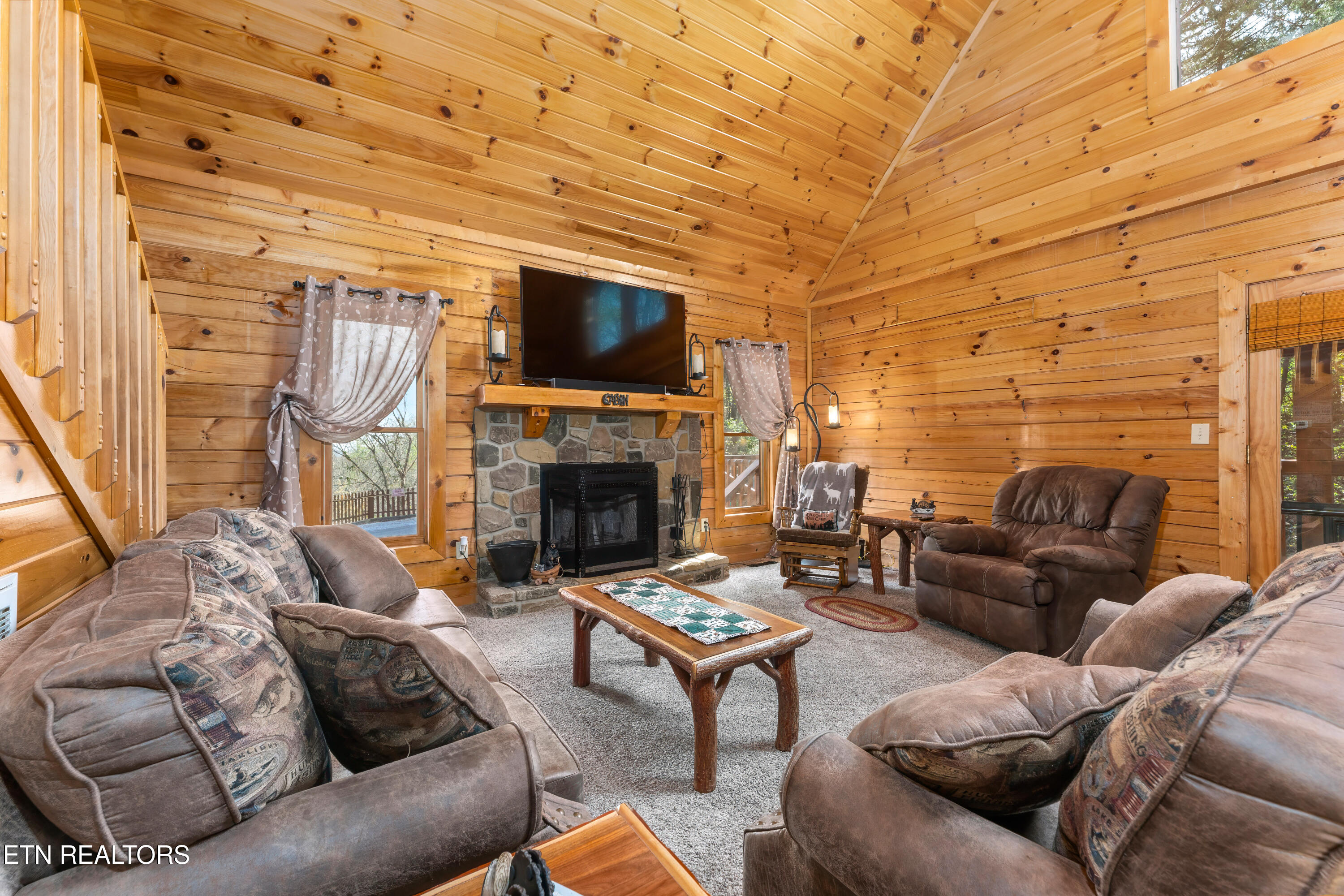 1074 Willard Way Sevierville, TN 37876 - Photo 8 of 32 _DSC0570-Edit