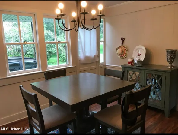 $185,000 | 100 Linden Street, Vidalia, LA 71373