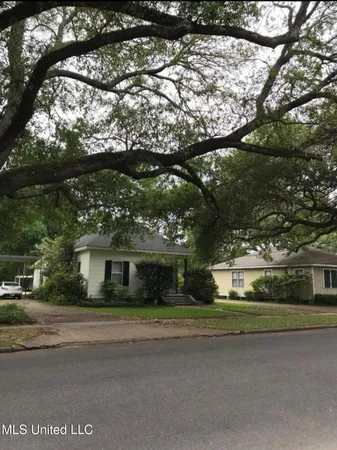 $185,000 | 100 Linden Street, Vidalia, LA 71373