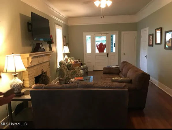 $185,000 | 100 Linden Street, Vidalia, LA 71373