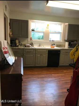 $185,000 | 100 Linden Street, Vidalia, LA 71373