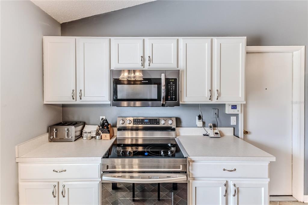 6036 Dorset Road Spring Hill, FL 34608 - Photo 11 of 64 Gallery Image 11