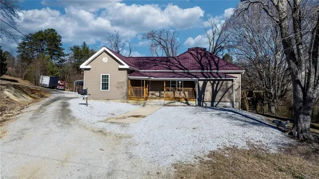 $369,900 | 845 Linville Road, Mount Airy, NC 27030
