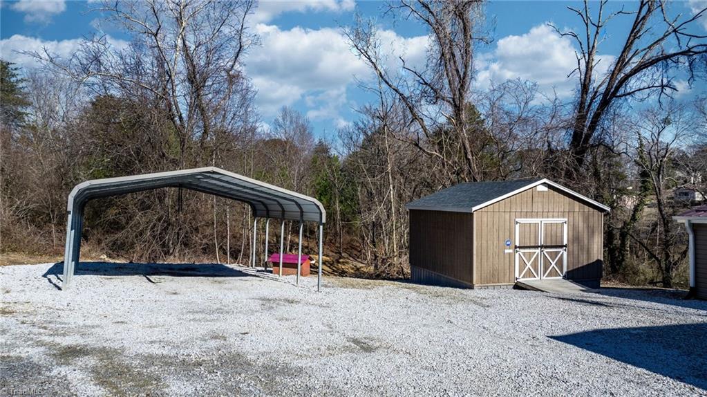 845 Linville Road Mount Airy, NC 27030 - Photo 25 of 29