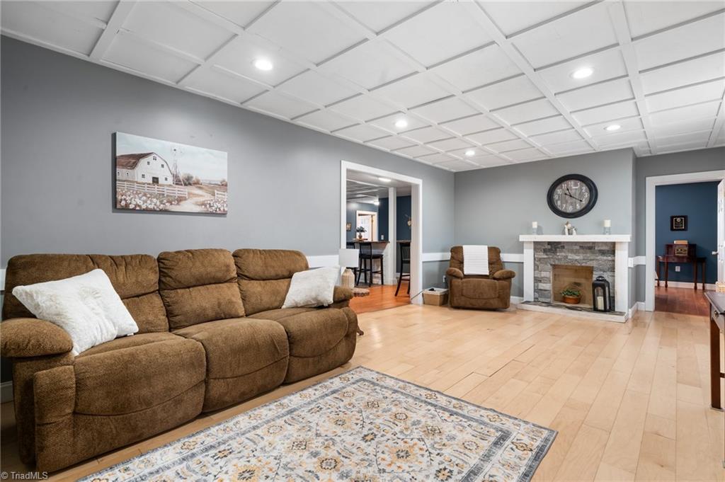 845 Linville Road Mount Airy, NC 27030 - Photo 5 of 29