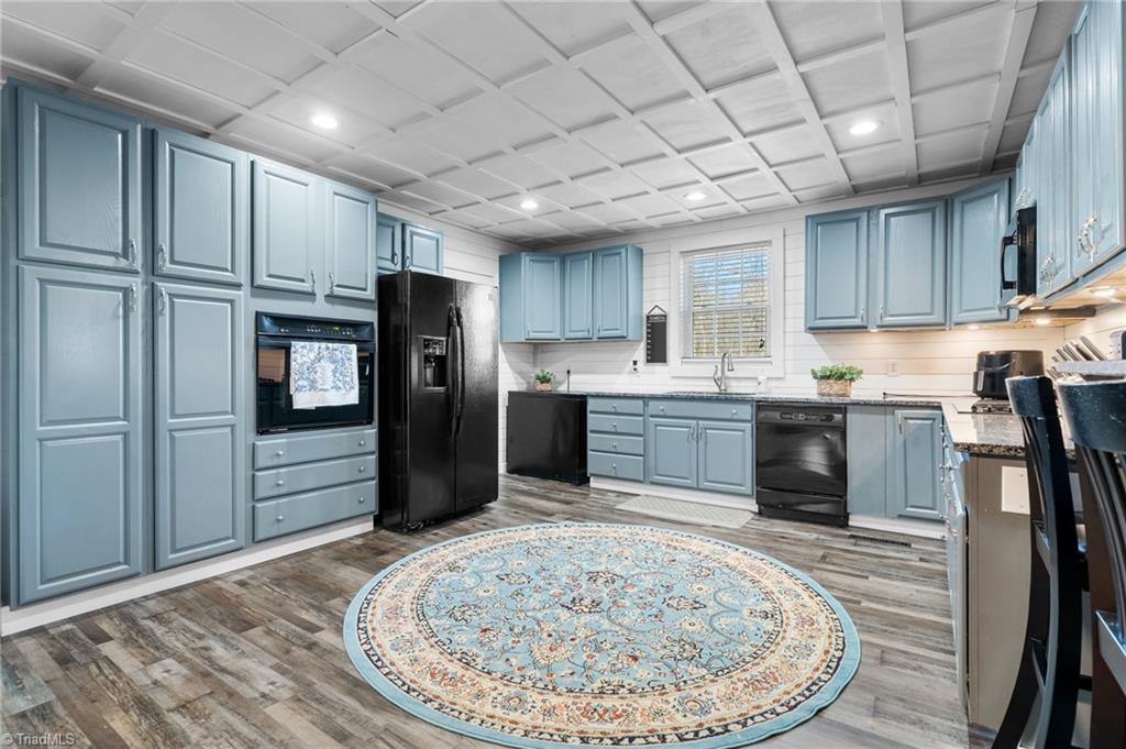 845 Linville Road Mount Airy, NC 27030 - Photo 10 of 29