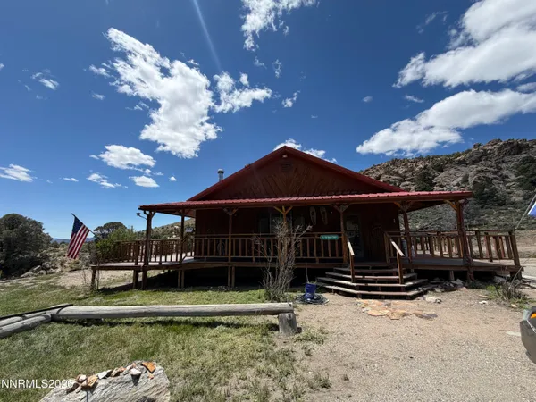 $320,000 | 255 North Main Street, Tonopah, NV 89049