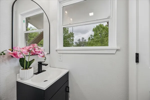 $575,000 | 2103 Fordham Cove, Austin, TX 78723