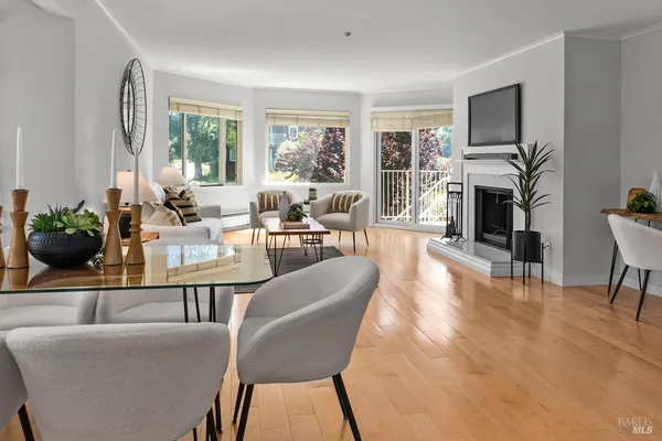 $599,000 | 110 Seminary Drive, Unit 1A, Mill Valley, CA 94941