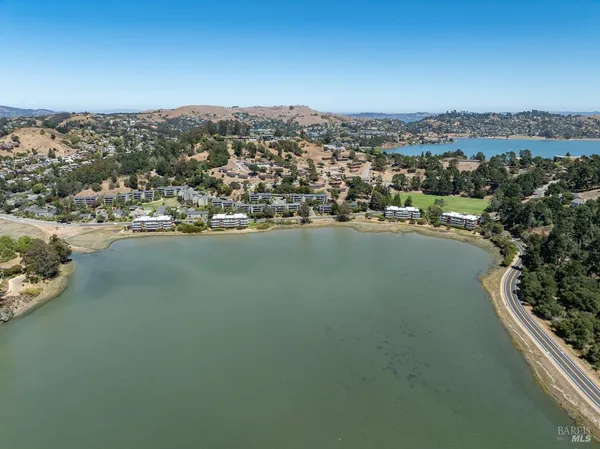 $599,000 | 110 Seminary Drive, Unit 1A, Mill Valley, CA 94941