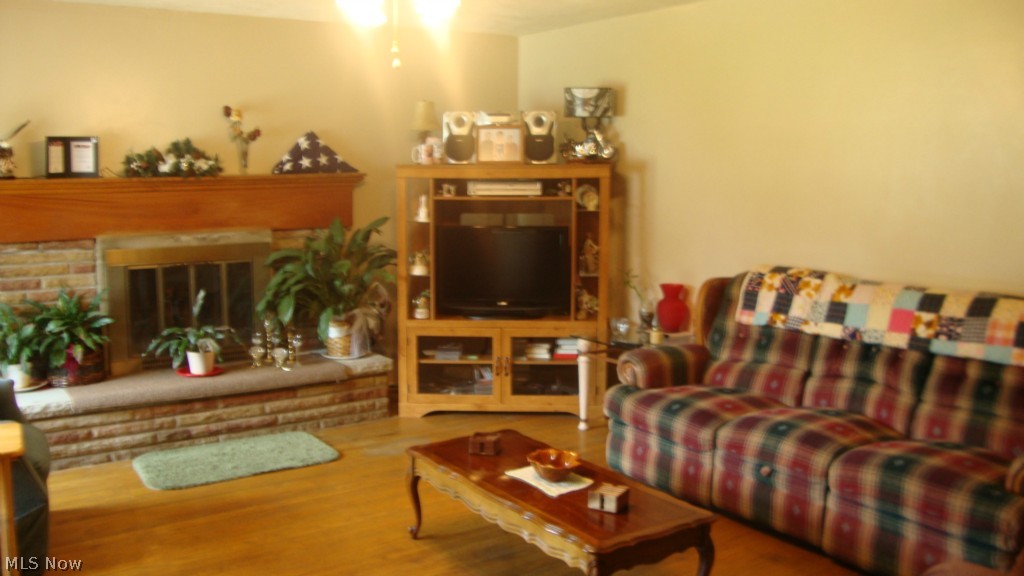 1180 Swartz Road Akron, OH 44306 - Photo 6 of 15