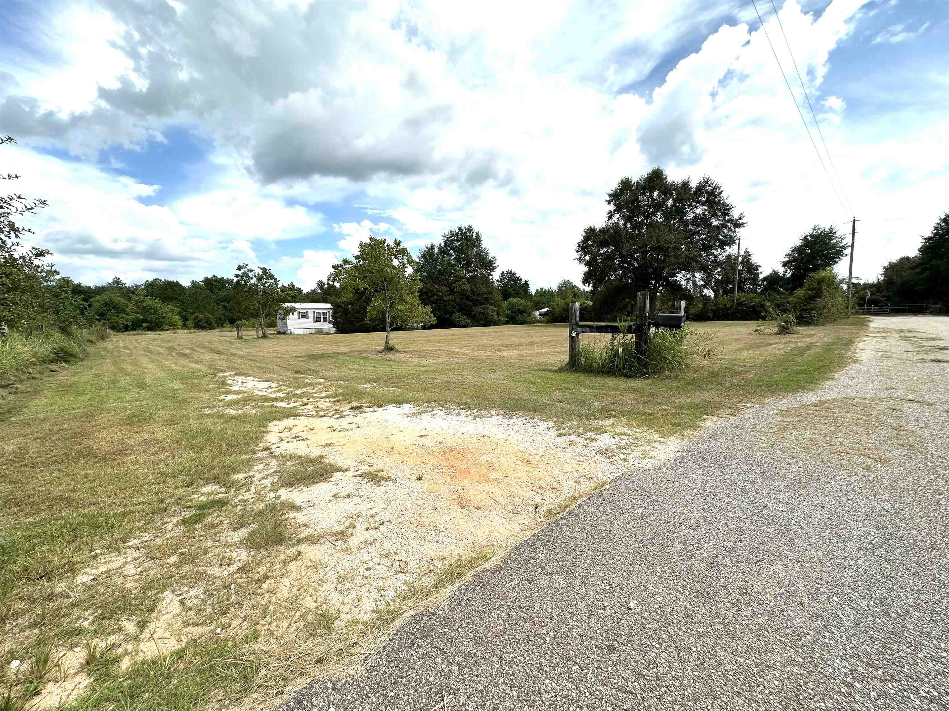 23268 T D Barnett Road Robertsdale, AL 36567 - Photo 2 of 16 Community