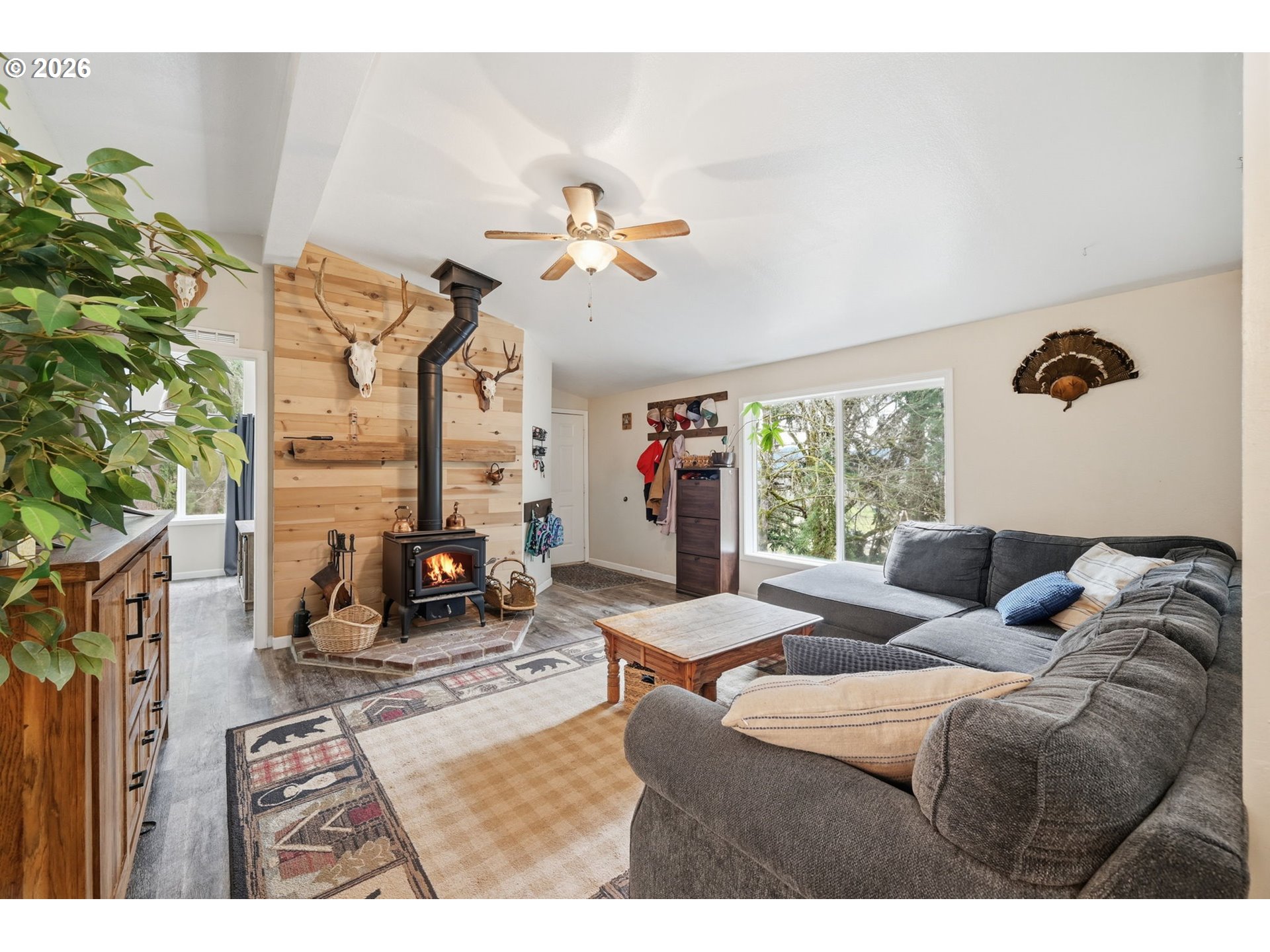 78783 Sears Road Cottage Grove, OR 97424 - Photo 6 of 48