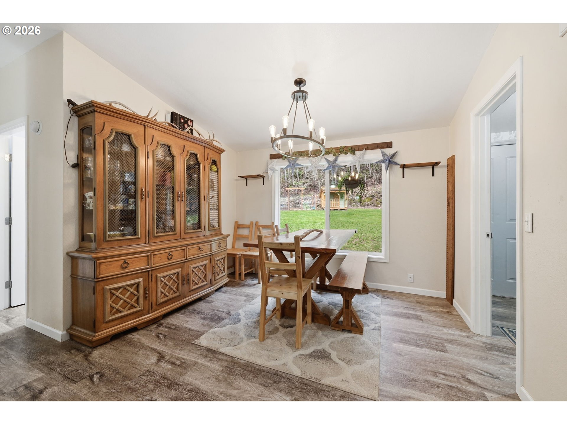 78783 Sears Road Cottage Grove, OR 97424 - Photo 9 of 48