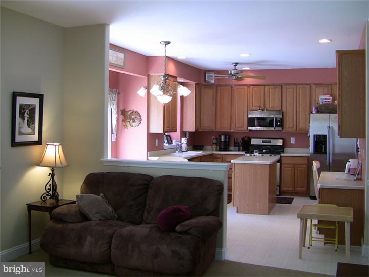 440 Colts Run Road Williamstown, NJ 08094 - Photo 5 of 23 Kitchen