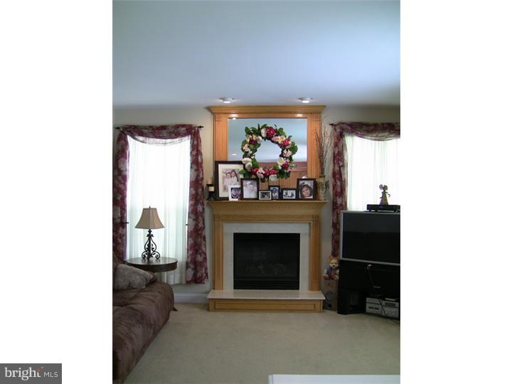 440 Colts Run Road Williamstown, NJ 08094 - Photo 7 of 23 Family Room