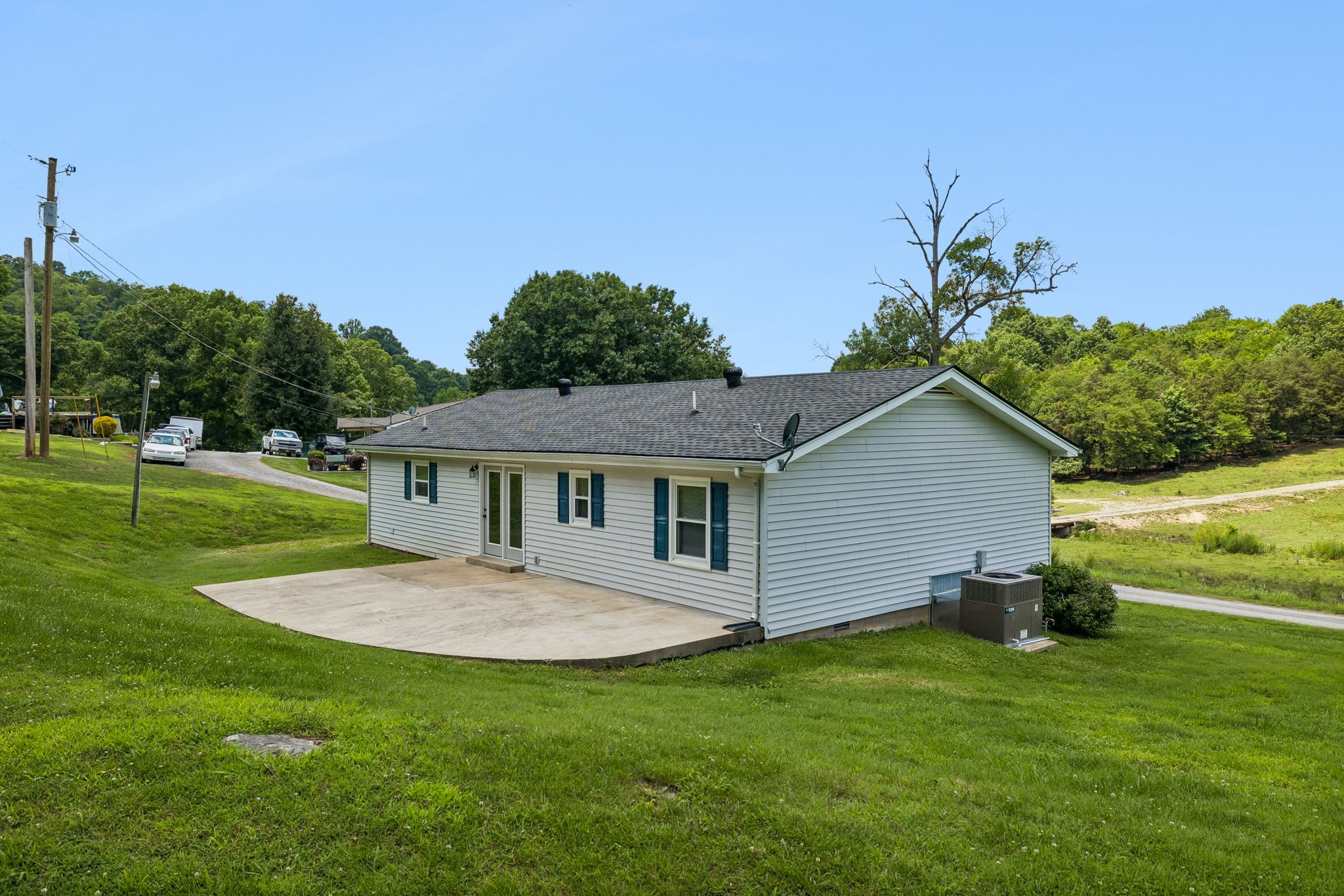 14 Morris Lane Carthage, TN 37030 - Photo 9 of 31 a view of a house with a backyard