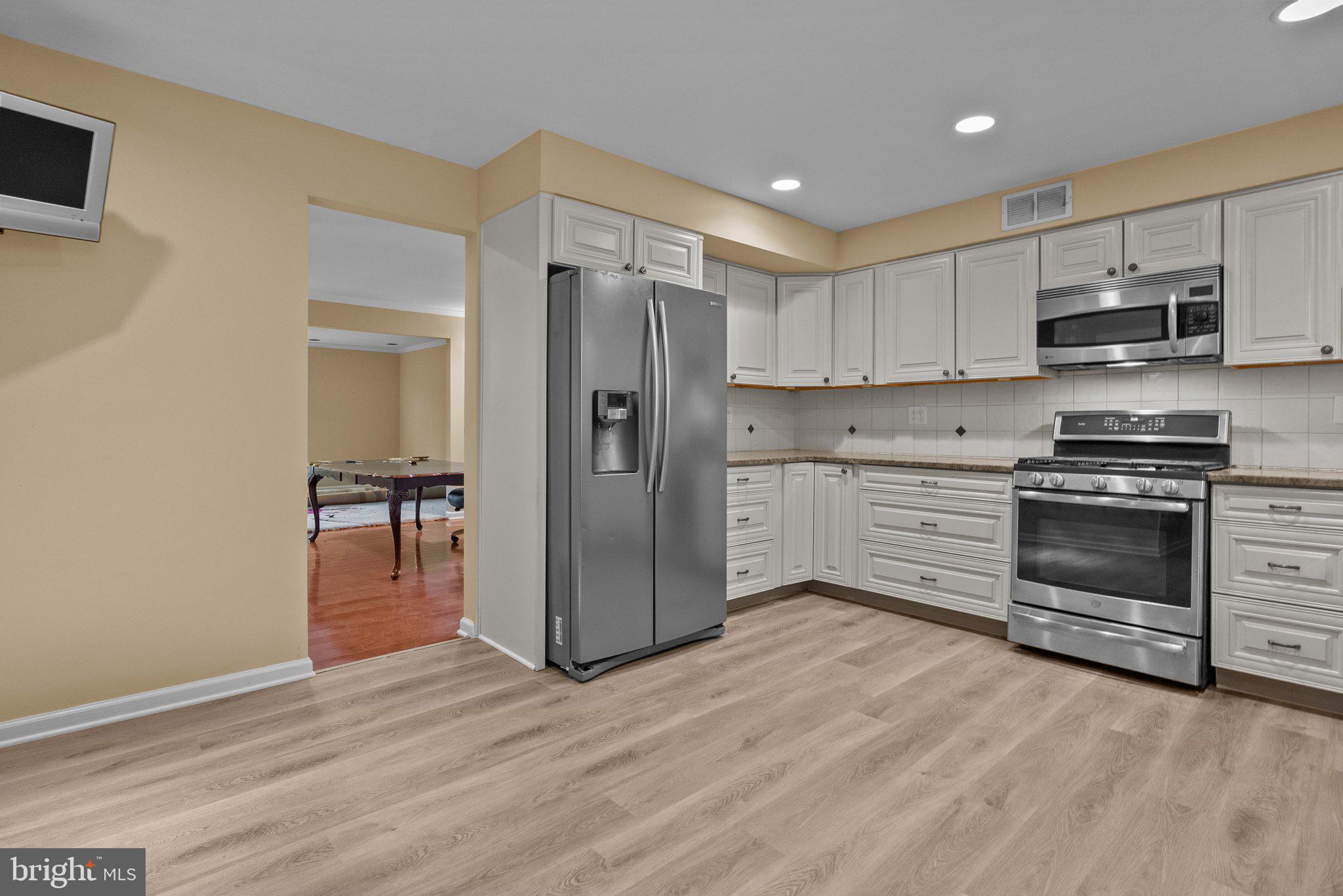 353 Ramsey Road Yardley, PA 19067 - Photo 13 of 48 Gallery Image 13