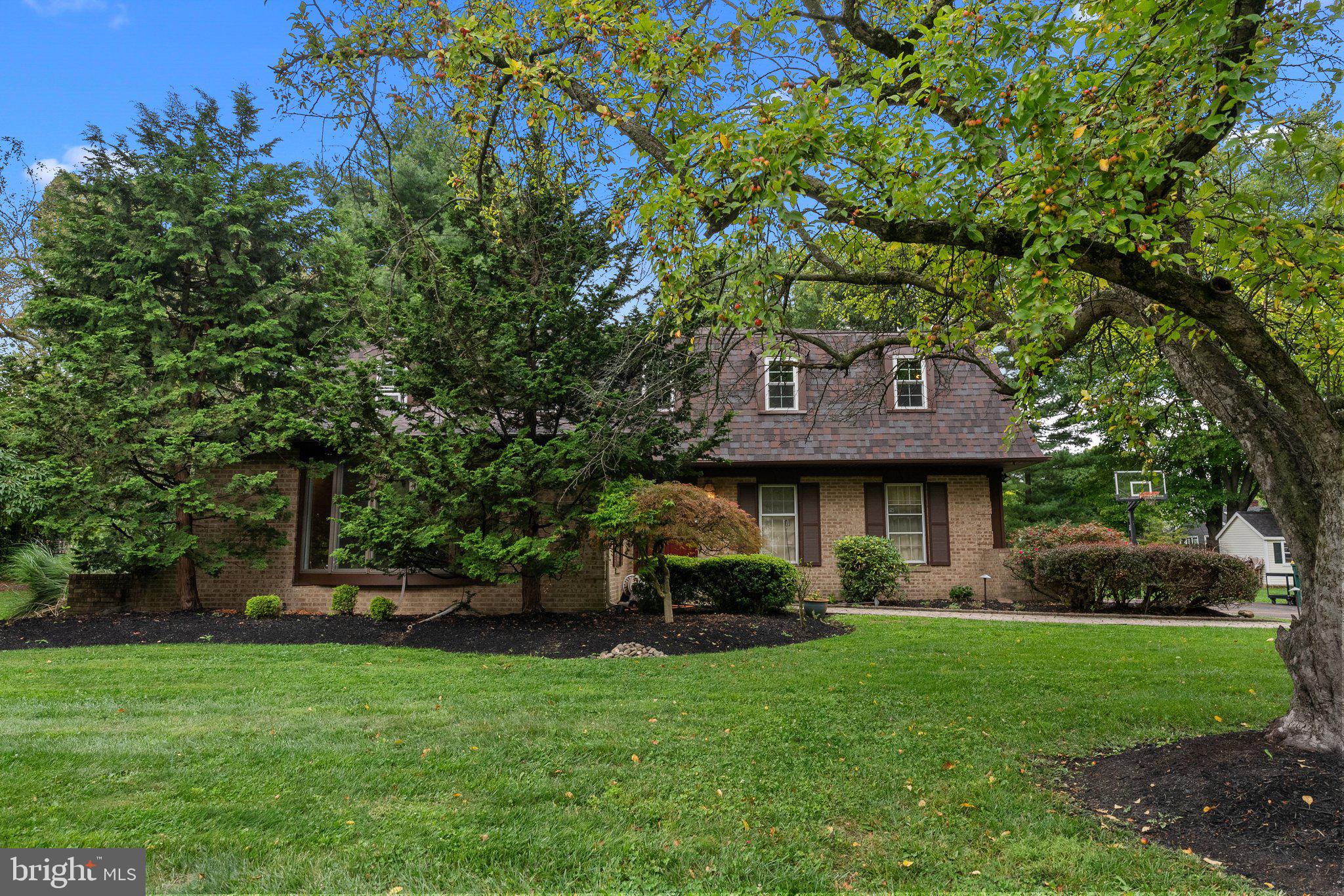 353 Ramsey Road Yardley, PA 19067 - Photo 3 of 48 Gallery Image 3