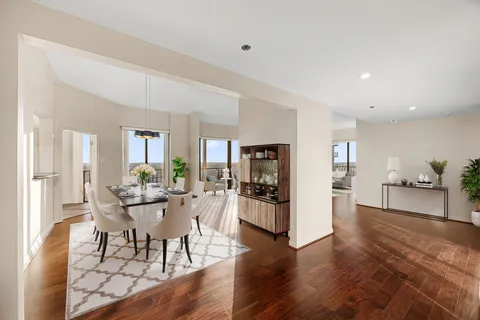 $285,000 | 3350 McCue Road, Unit 2302, Houston, TX 77056