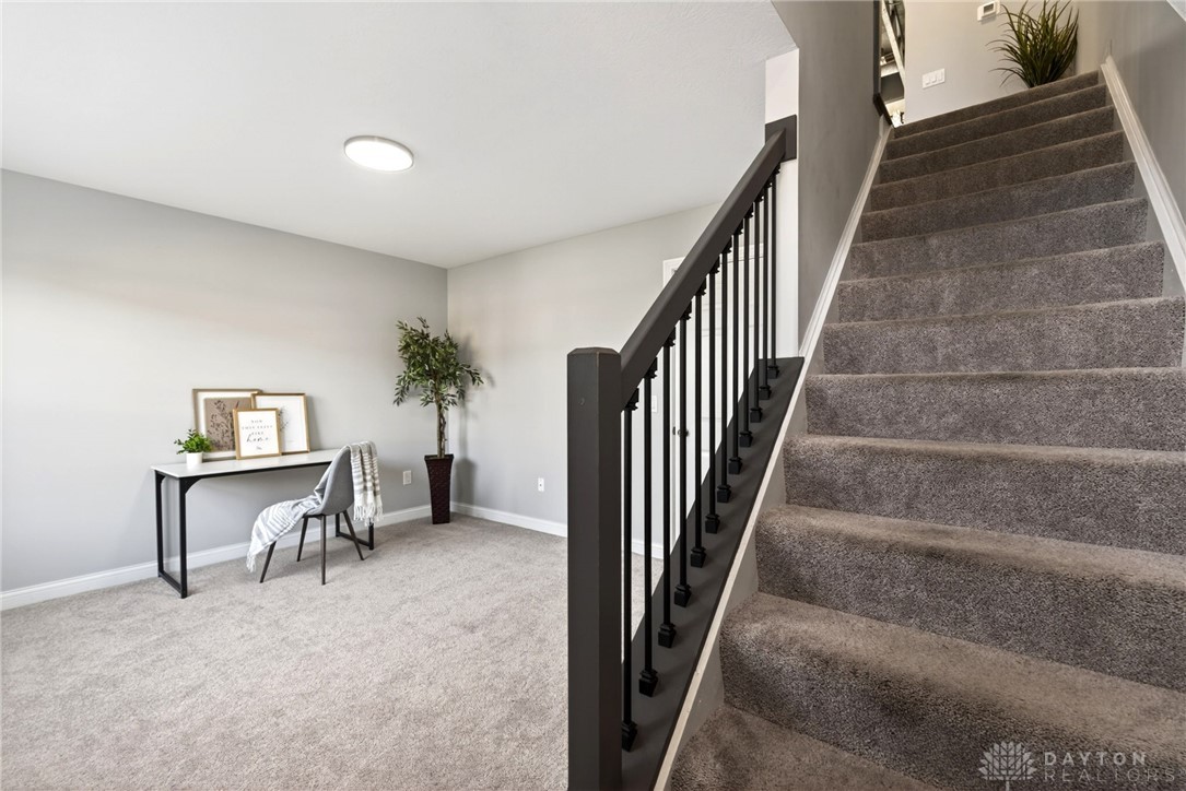 24 North Center Street Springfield, OH 45502 - Photo 4 of 40