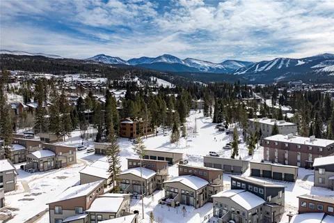 $885,000 | 40 Journey, Unit 40, Fraser, CO 80442